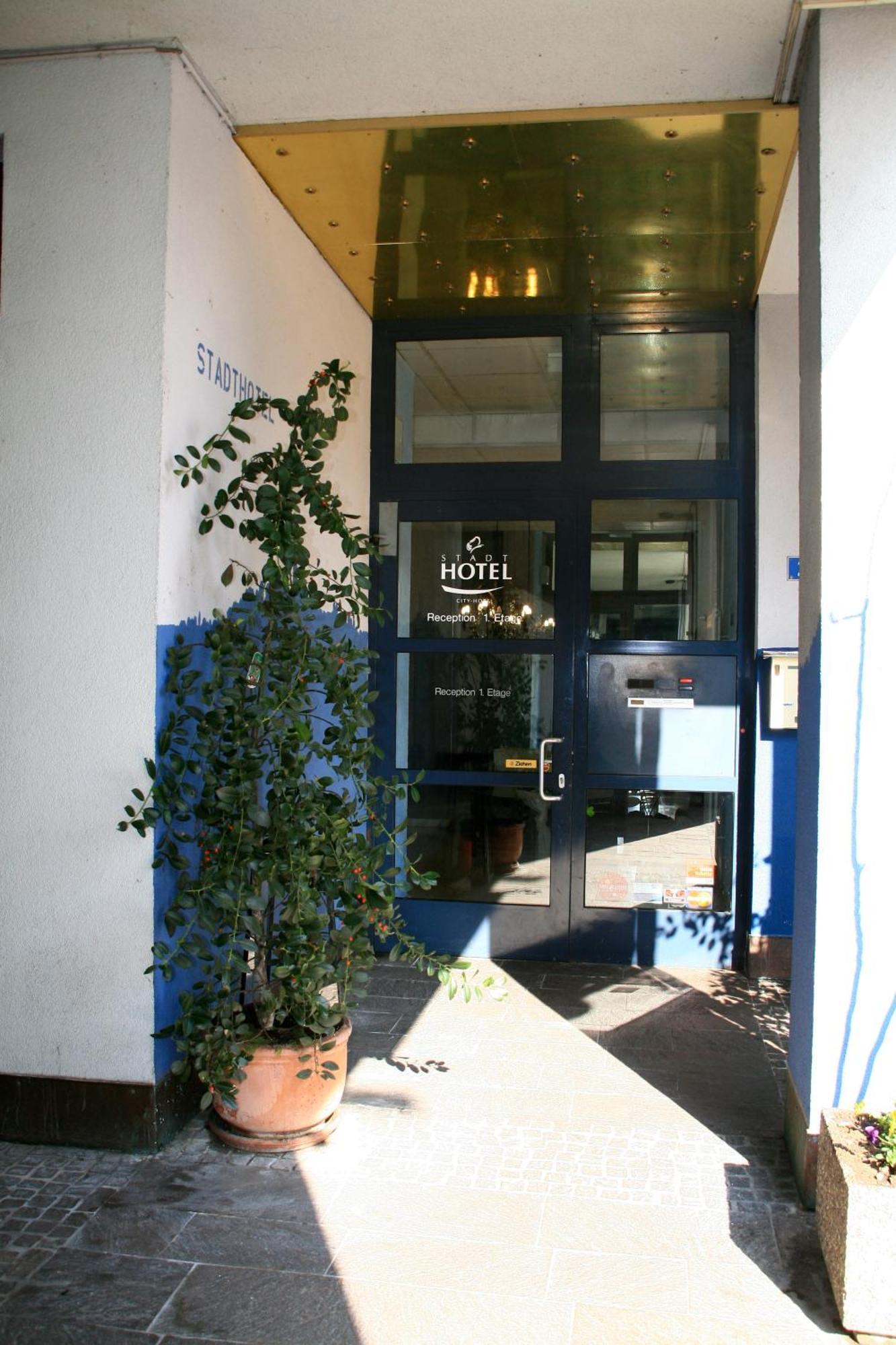 Stadt-Hotel Loerrach Gbr Ngoại thất bức ảnh