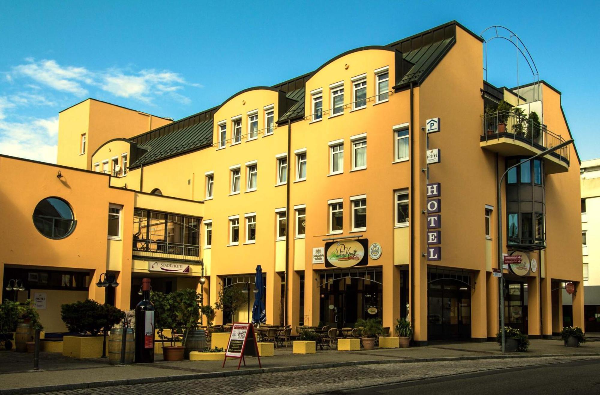 Stadt-Hotel Loerrach Gbr Ngoại thất bức ảnh